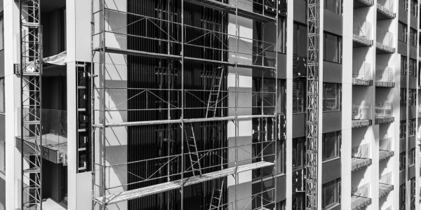 Derecho Inmobiliario / Abogados Inmobiliarios Alcalá de Henares · Reclamaciones Comunidades Vecinos / Propietarios por Defectos / Vicios Construcción